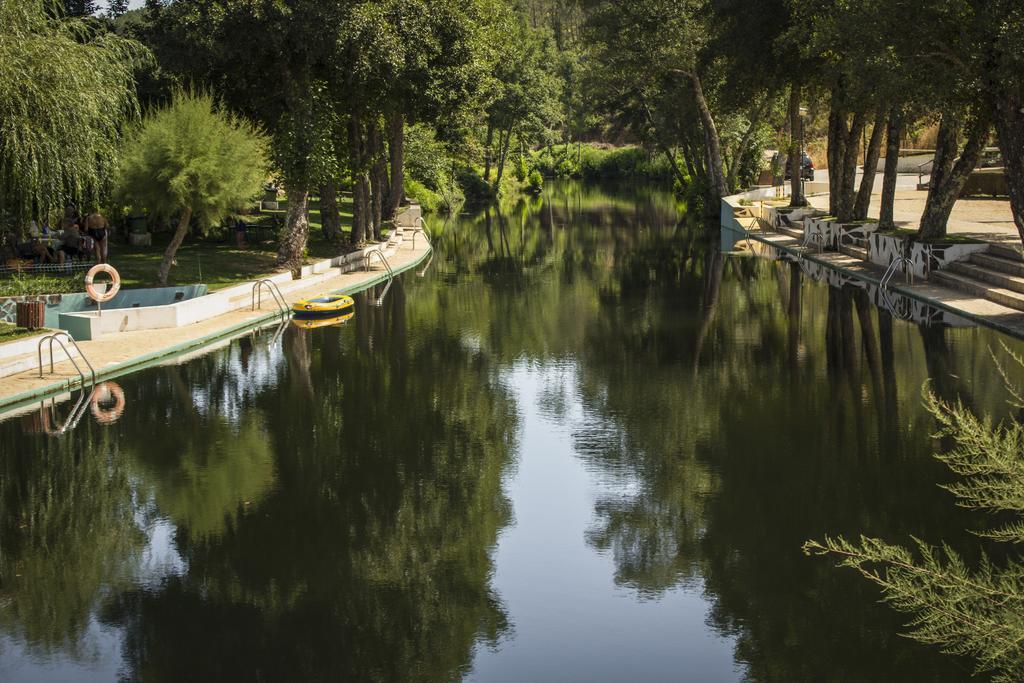 Camping Oleiros Hotell Oleiros  Eksteriør bilde